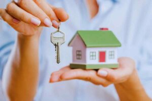 Casa a un solo figlio: il segreto per evitare guerre tra fratelli dopo l’eredità.