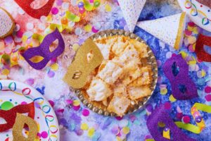 Non chiamatele solo bugie: i segreti per Chiacchiere di Carnevale croccanti e piene di bolle